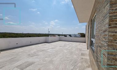 CASA EN VENTA LAS CRUCES CAMPO DE GOLF ZONA APODACA