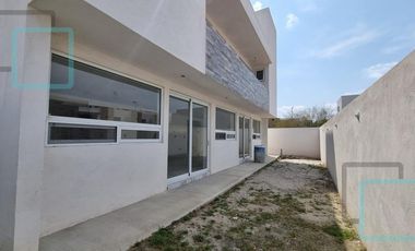 CASA EN VENTA LAS CRUCES CAMPO DE GOLF ZONA APODACA