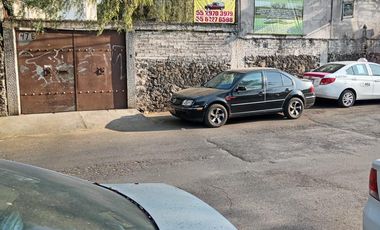Terrenos planos H2 en excelente ubicación en Tepepan a precio de descuento para regularizar