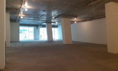 ARRIENDO Local Comercial 421,70 m2, Santiago Centro