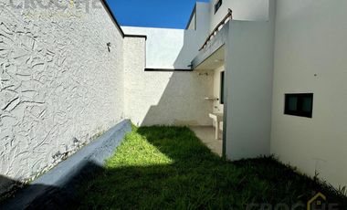 Casa en venta Fraccionamiento Santa Maria Coatepec Ver.