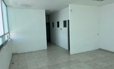 RENTA DE OFICINA EN EDIFICIO CORA EN SAN MATEO ATENCO