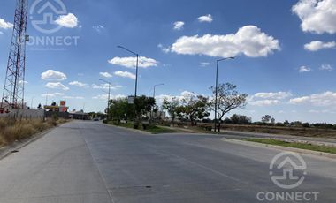 Terreno en renta en Blvd. Nahuatl al lado de Heroes de Leon Gto