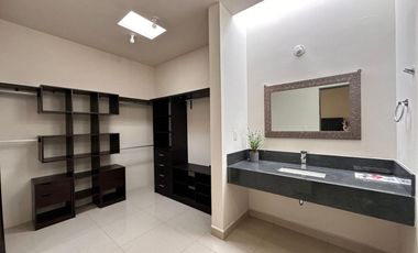 Casa en  Renta en Fontana Residencial, Santiago NL