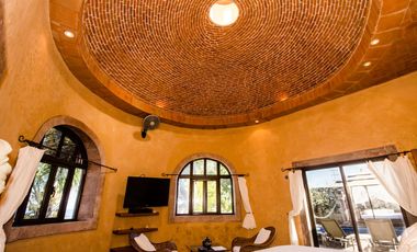 Casa Colonial de 7 Habitaciones en Venta en Isla Mujeres