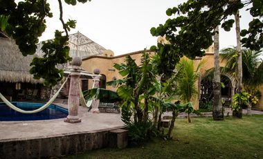Casa Colonial de 7 Habitaciones en Venta en Isla Mujeres