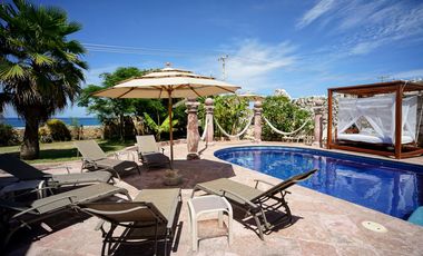 Casa Colonial de 7 Habitaciones en Venta en Isla Mujeres