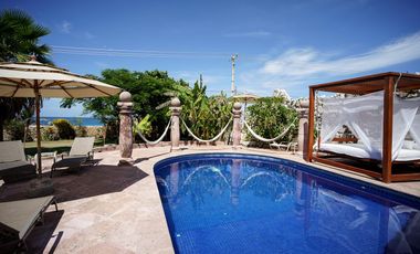 Casa Colonial de 7 Habitaciones en Venta en Isla Mujeres