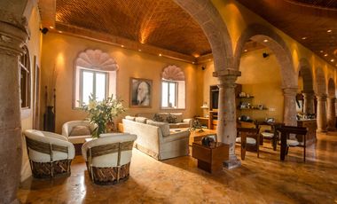 Casa Colonial de 7 Habitaciones en Venta en Isla Mujeres