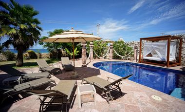Casa Colonial de 7 Habitaciones en Venta en Isla Mujeres