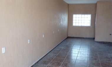 Plaza de seis Locales en venta en Villas del sol