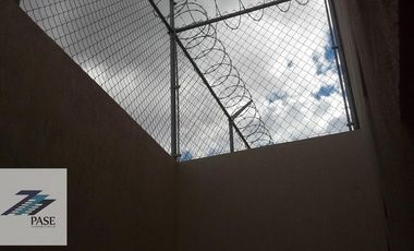 Plaza de seis Locales en venta en Villas del sol