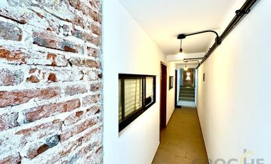 Edificio con departamentos y locales en venta en la zona de los berros