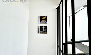 Edificio con departamentos y locales en venta en la zona de los berros