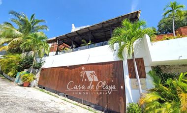 CASA DE LUJO EN VENTA CON VISTA ESPECTACULAR LOMAS DEL MARQUES