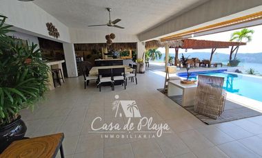 CASA DE LUJO EN VENTA CON VISTA ESPECTACULAR LOMAS DEL MARQUES