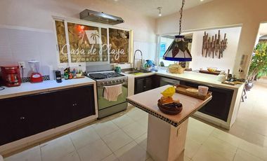 CASA DE LUJO EN VENTA CON VISTA ESPECTACULAR LOMAS DEL MARQUES