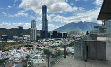 PENTHOUSE EN VENTA EN VALLE ORIENTE