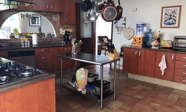 Casa en venta en el exclusivo fraccionamiento Los Encinos