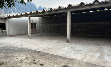 TERRENO Y OFICINA EN RENTA EN SANTA CATARINA, N.L.