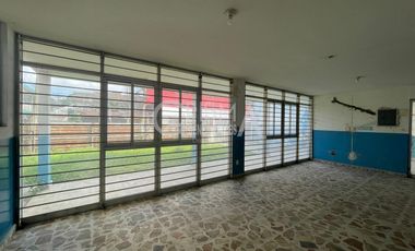 LOCAL RENTA CLAVIJERO, CENTRO