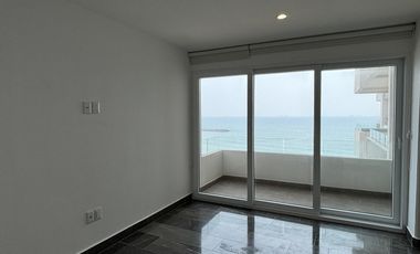 TORRE AURUM, Departamento en RENTA con vista al mar, 2 recamaras