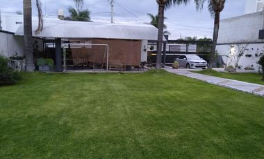 Casa en Venta en Lomas de Comanjilla con alberca