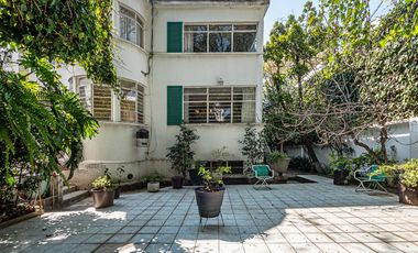 CASA EN VENTA EN LOMAS DE CHAPULTEPEC