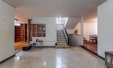 CASA EN VENTA EN LOMAS DE CHAPULTEPEC