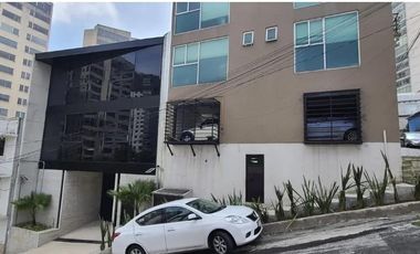 En renta nuevo edificio comercial en Bosques de las Lomas