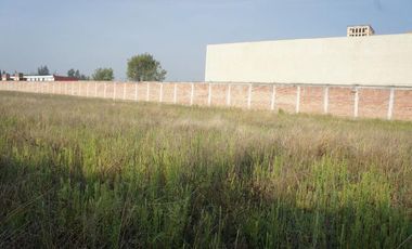 Terreno Comercial en Venta o Renta en esquina en Metepec zona dorada