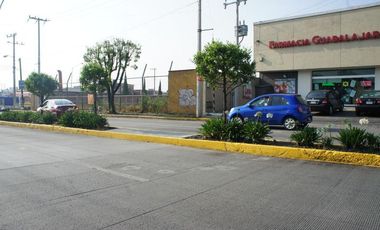 Terreno Comercial en Venta o Renta en esquina en Metepec zona dorada