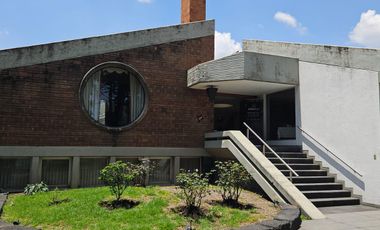RENTA DE CASA EN PASEO COLÓN EN LA COLONIA CIPRÉS EN TOLUCA