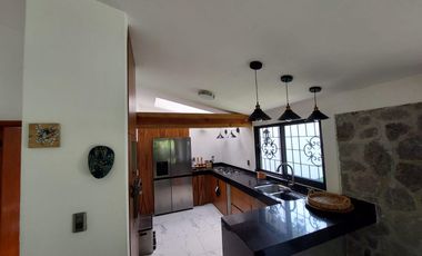 CASA EN LAS FINCAS