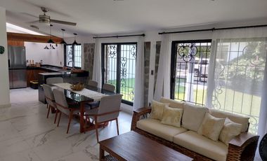 CASA EN LAS FINCAS
