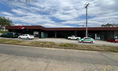 Local en renta en Xalapa Veracruz en fraccionamiento las fuentes, con estacionamiento