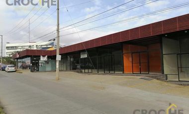 Local en renta en Xalapa Veracruz en fraccionamiento las fuentes, con estacionamiento