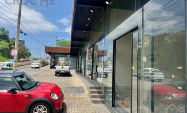 Local en renta en Xalapa Veracruz en el fraccionamiento Las fuentes con area de estacionamiento