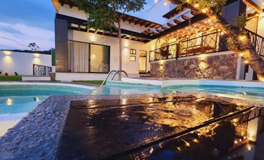 VENTA DE CASA EN PRIVADA DALIAS II EN RANCHO SAN DIEGO IXTAPAN DE LA SAL