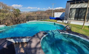 VENTA DE CASA EN PRIVADA DALIAS II EN RANCHO SAN DIEGO IXTAPAN DE LA SAL