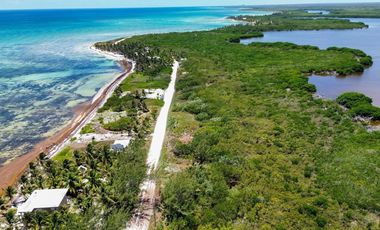 Terreno en Venta segunda linea de mar en Mahahual Entrega Inmediata