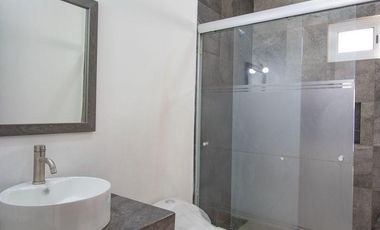 CASA EN VENTA CON ALBERCA