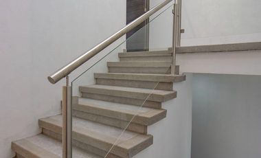 CASA EN VENTA CON ALBERCA
