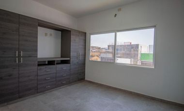 CASA EN VENTA CON ALBERCA