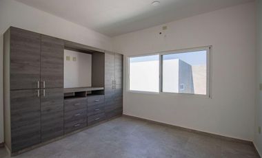 CASA EN VENTA CON ALBERCA