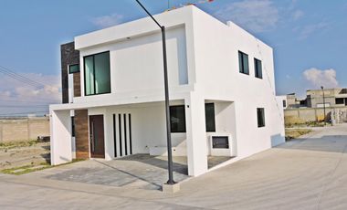 Casa en VENTA EN MEXICALZINGO