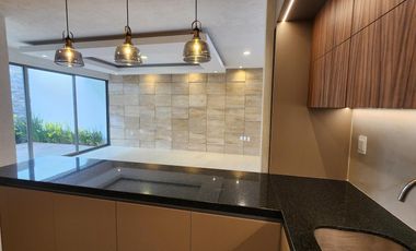 Casa en Venta  Altozano Fraccionamiento privado