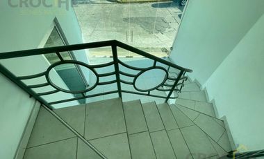 EDIFICIO EN VENTA ZONA UNIDAD DEL VALLE
