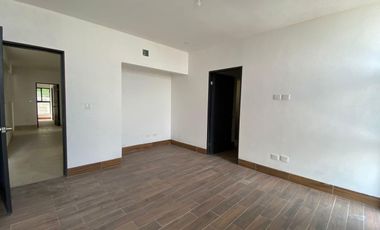 Casa en venta en Cumbres Elite Premier, privada Pirineos