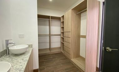 Casa en venta en Cumbres Elite Premier, privada Pirineos